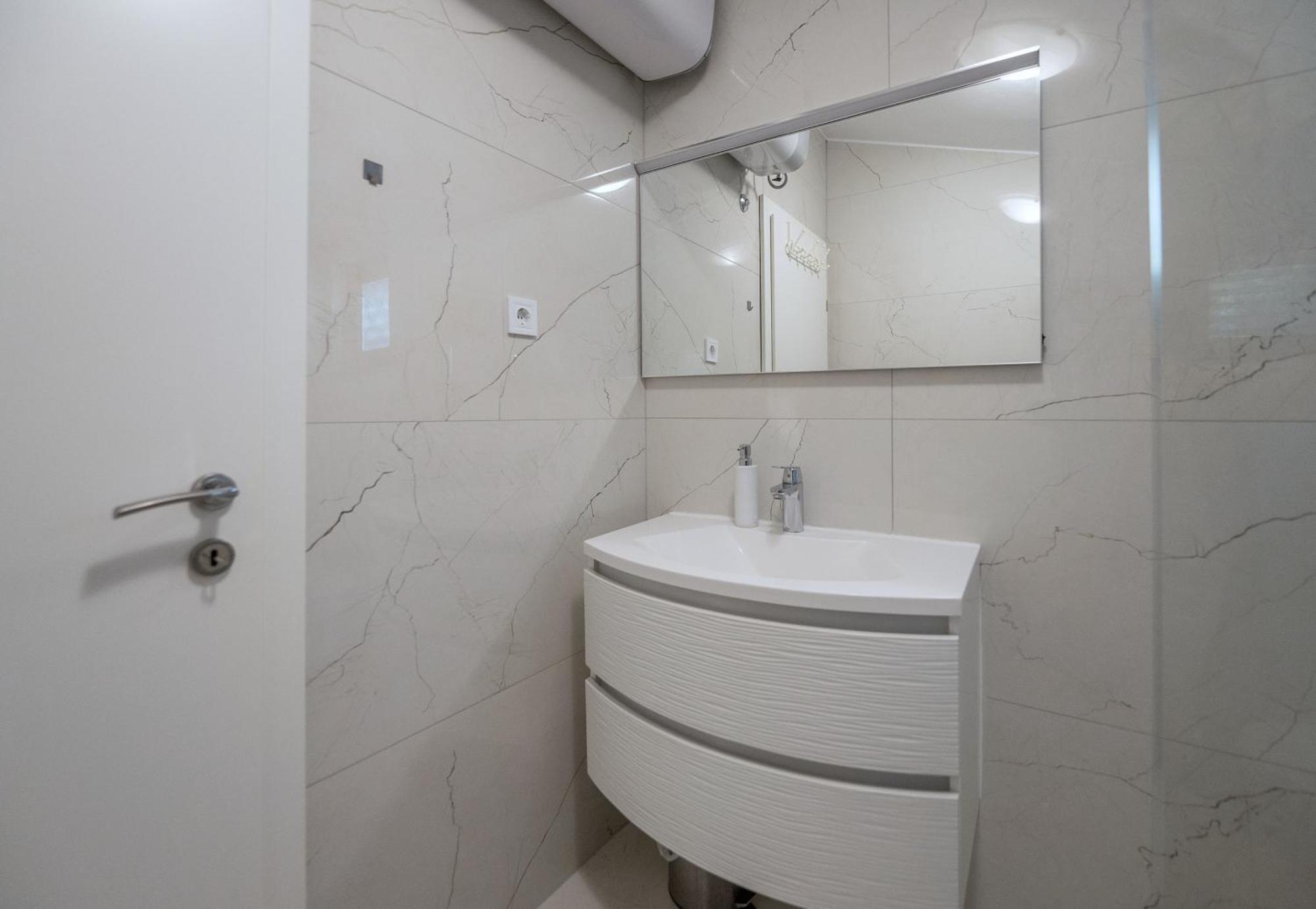 Apartman Marin Макарска Экстерьер фото